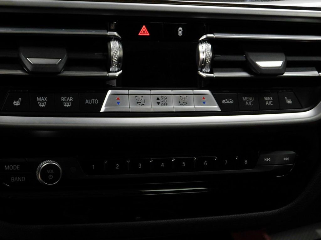 Used 2023 BMW X4 xDrive30i image 45