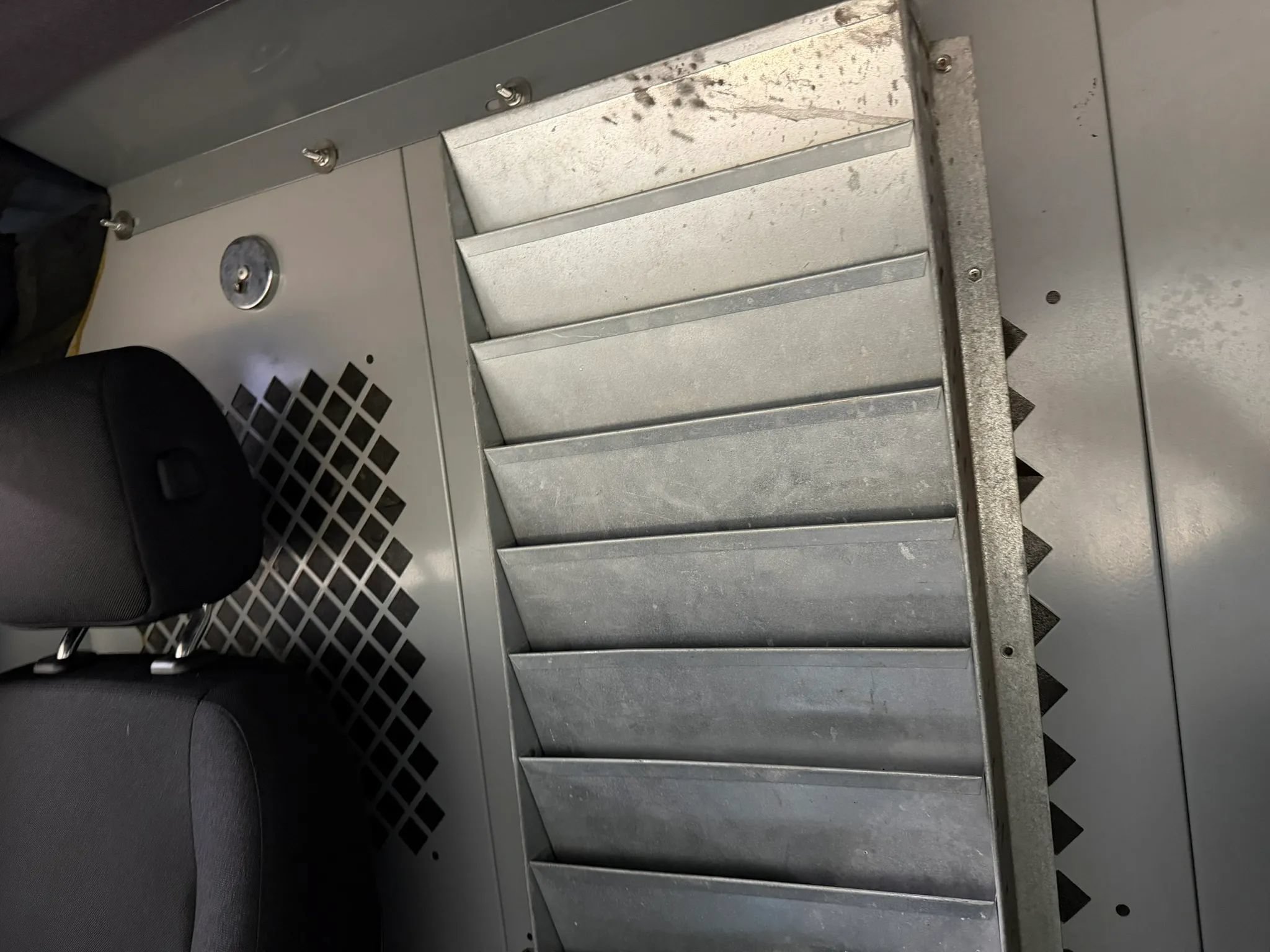 Used 2019 Freightliner Sprinter 144 RWD image 38