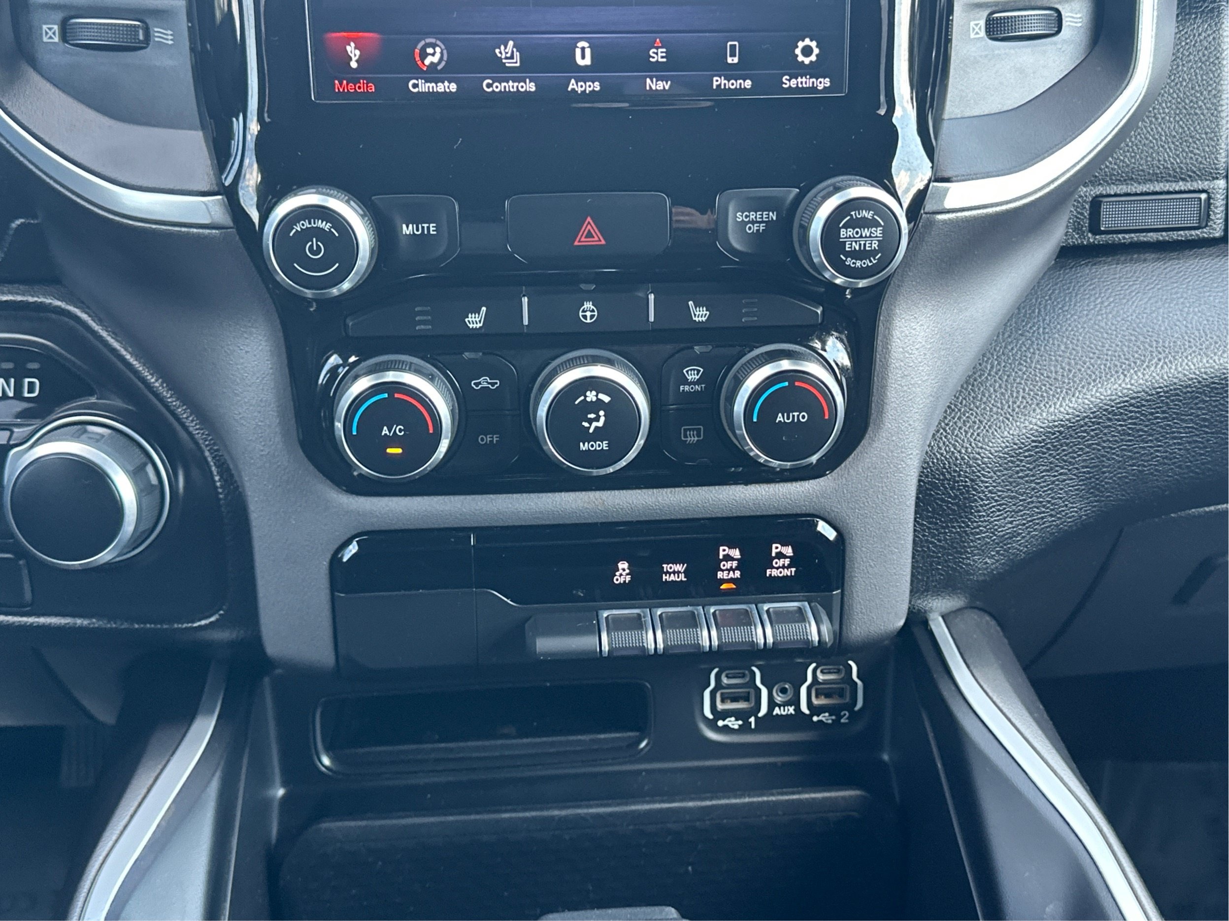 Used 2021 RAM 1500 Big Horn AWD/4WD image 27