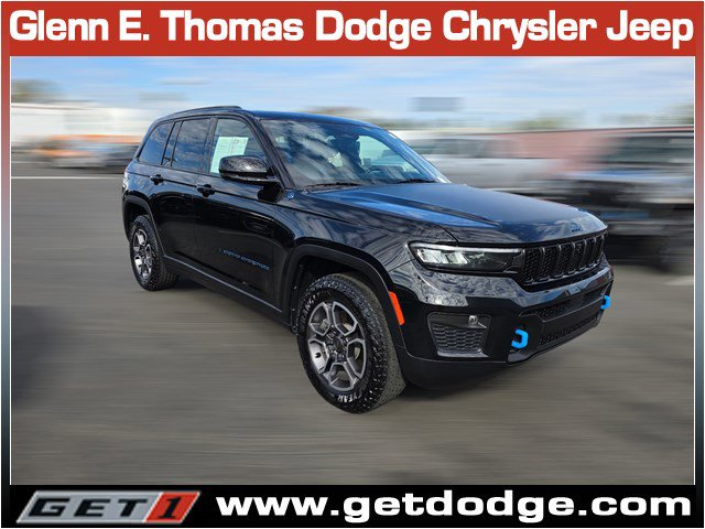 Used 2022 Jeep Grand Cherokee Trailhawk w/ Luxury Tech Group III image 1