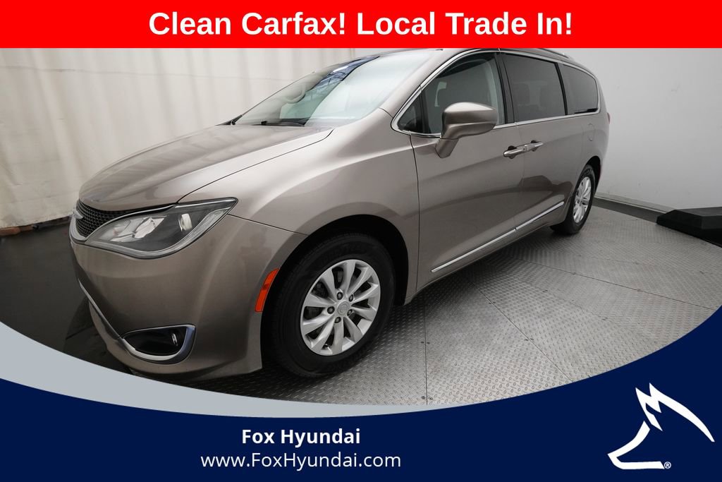 Used 2018 Chrysler Pacifica Touring-L w/ Premium Audio Group