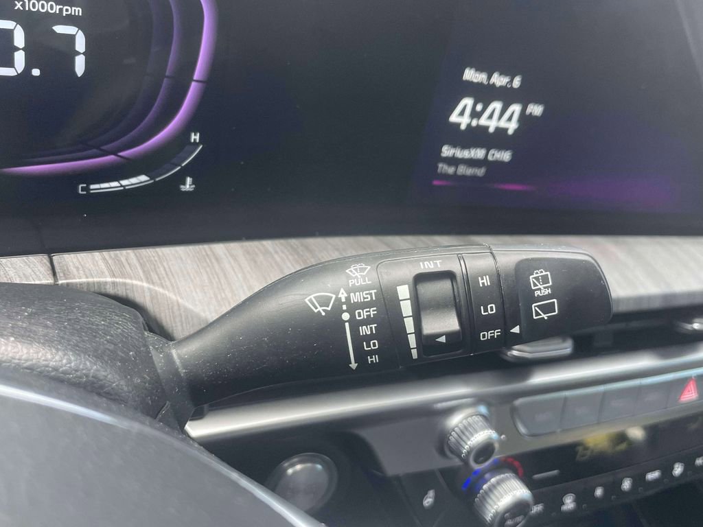 Used 2024 Kia Telluride EX image 25