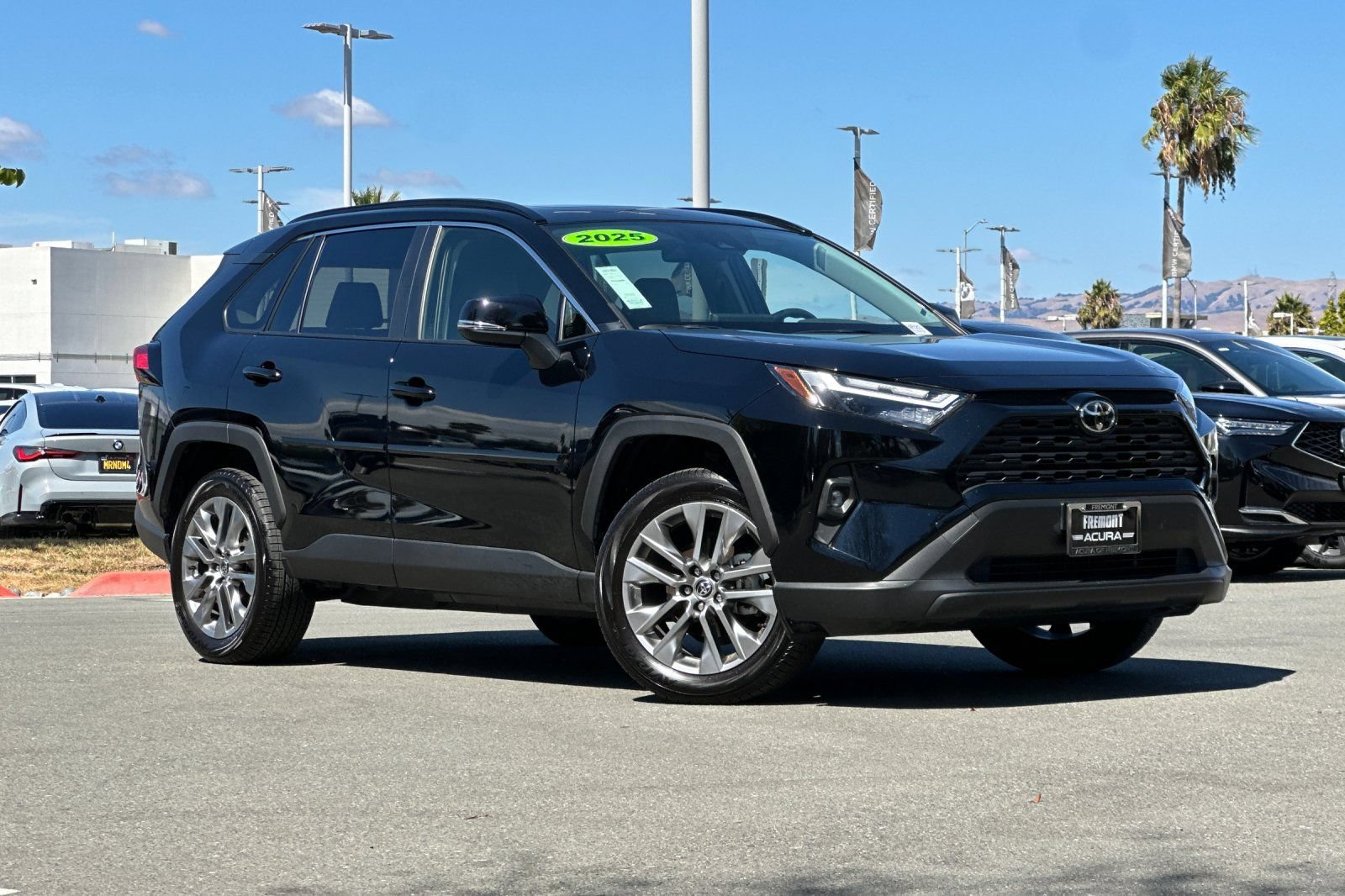 Used 2025 Toyota RAV4 XLE Premium AWD/4WD image 2