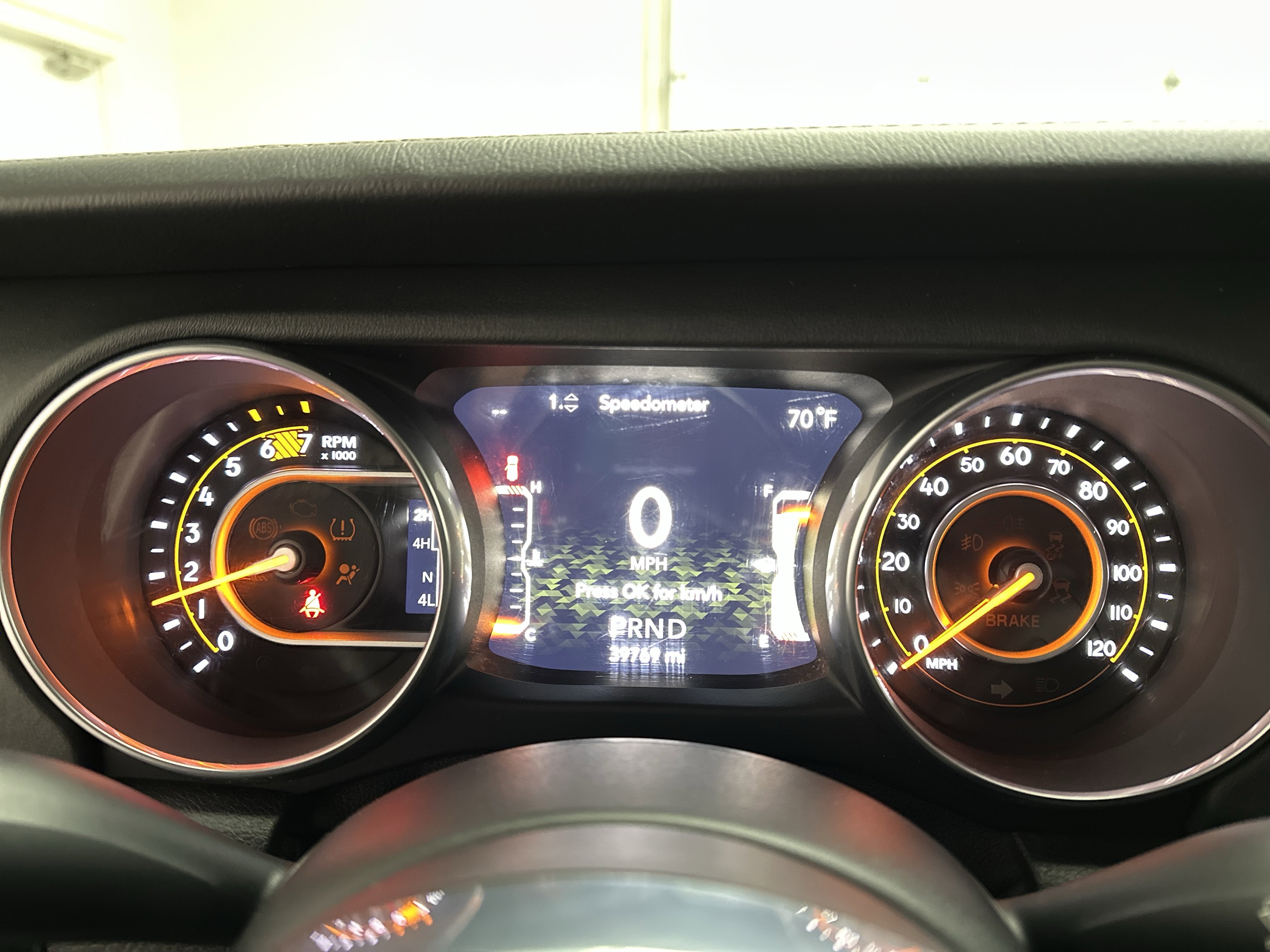 Used 2018 Jeep Wrangler Unlimited Sahara image 23