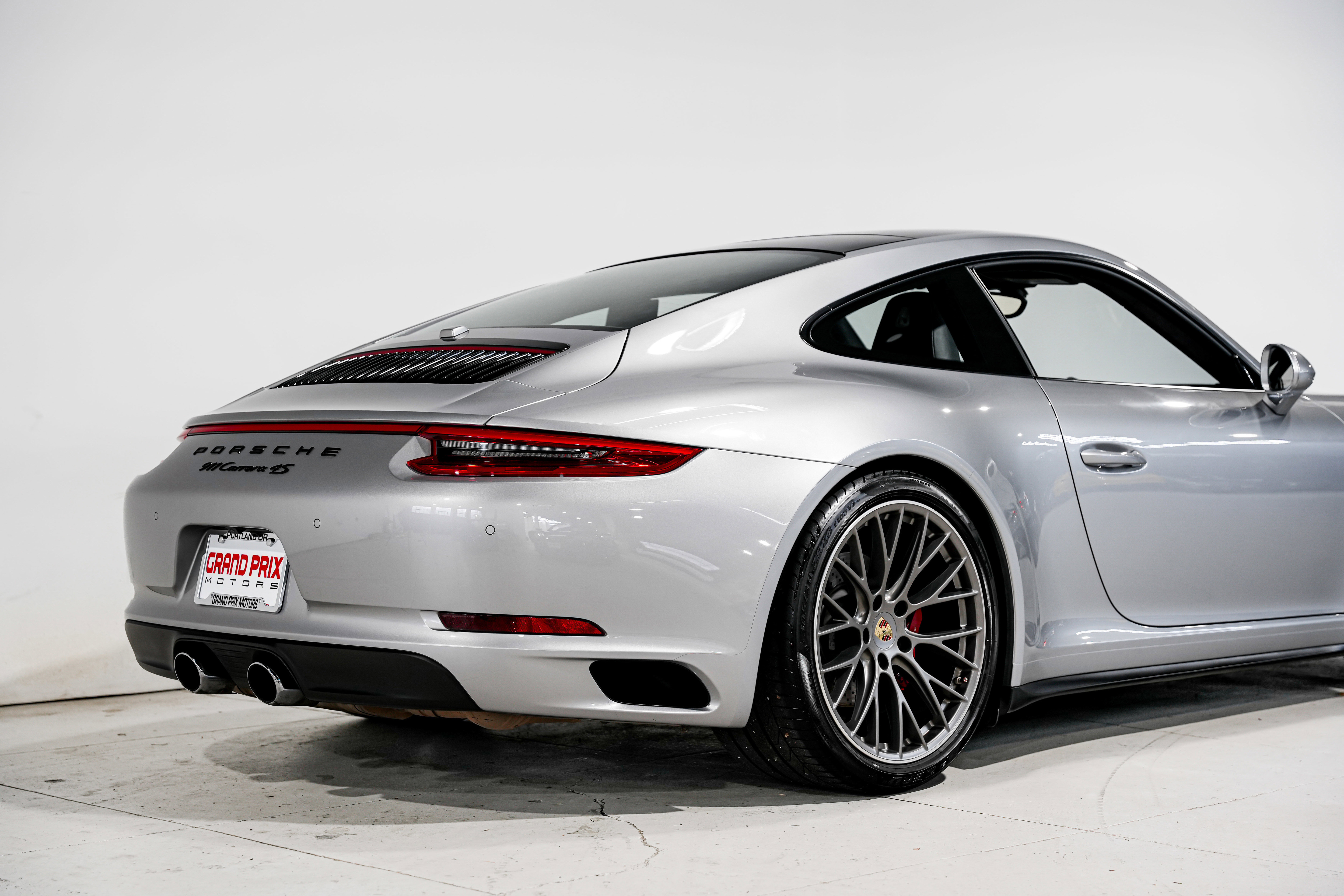 Used 2017 Porsche 911 Carrera 4S AWD/4WD image 35