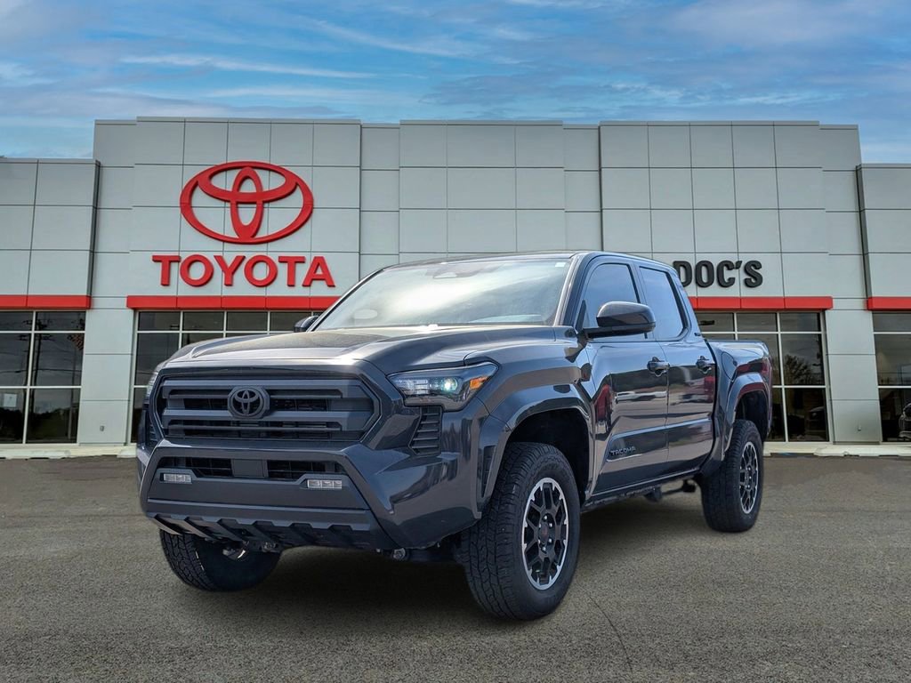 Used 2025 Toyota Tacoma SR5 video 1