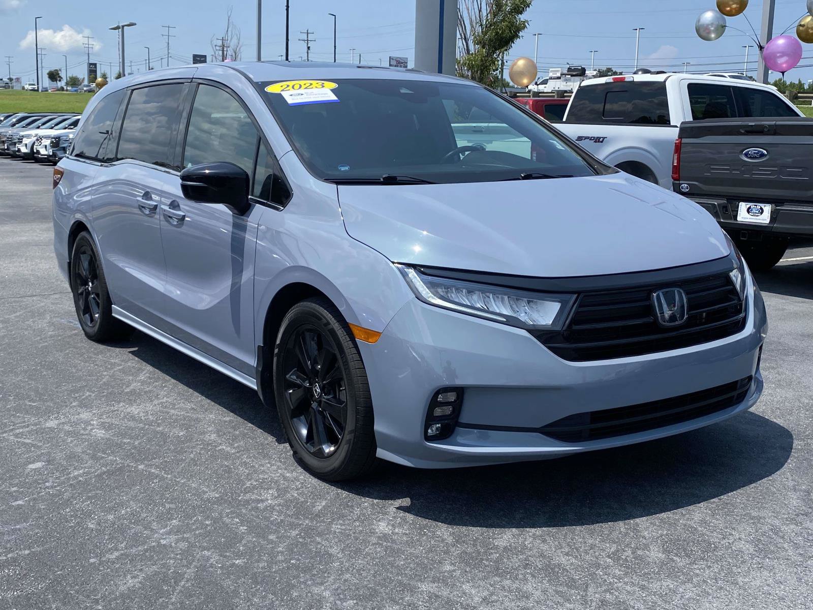 Used 2023 Honda Odyssey Sport image 1