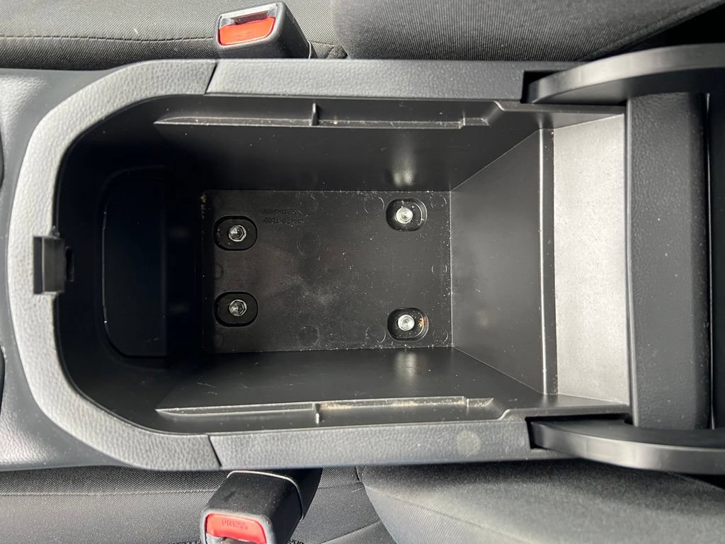 Used 2020 Toyota RAV4 LE FWD image 28