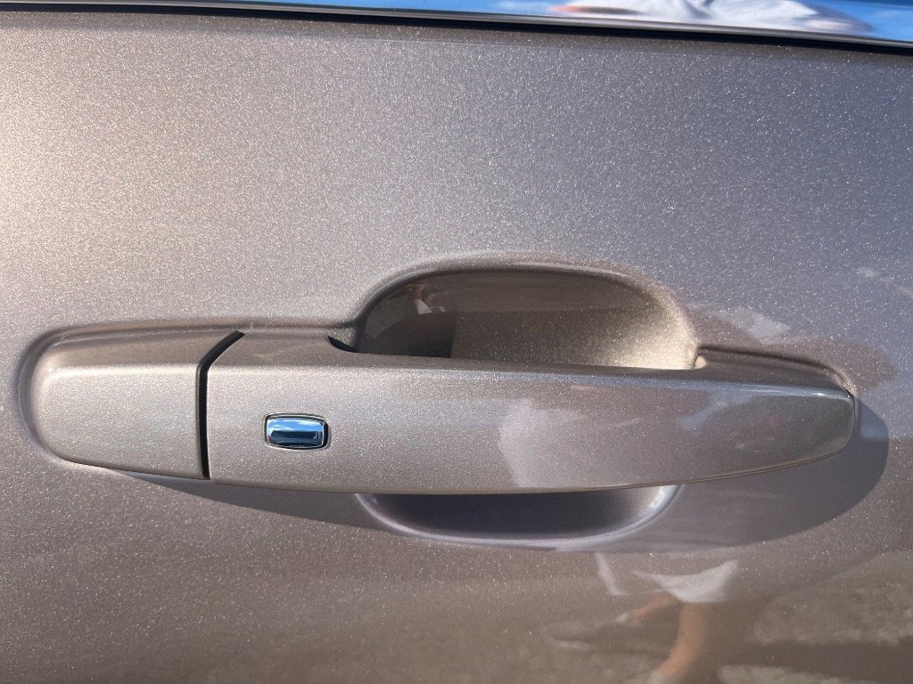 Used 2019 Chevrolet Equinox LT image 18