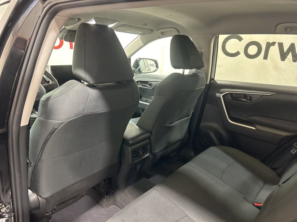 Used 2023 Toyota RAV4 LE image 21