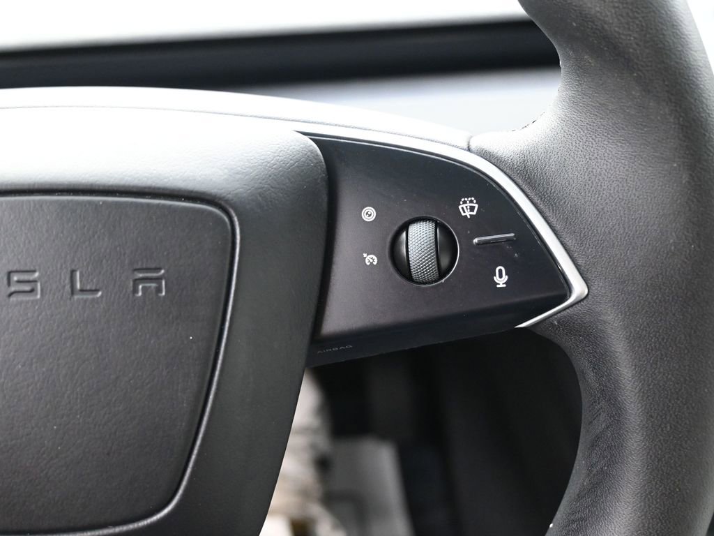 Used 2025 Tesla Model 3 Long Range image 18