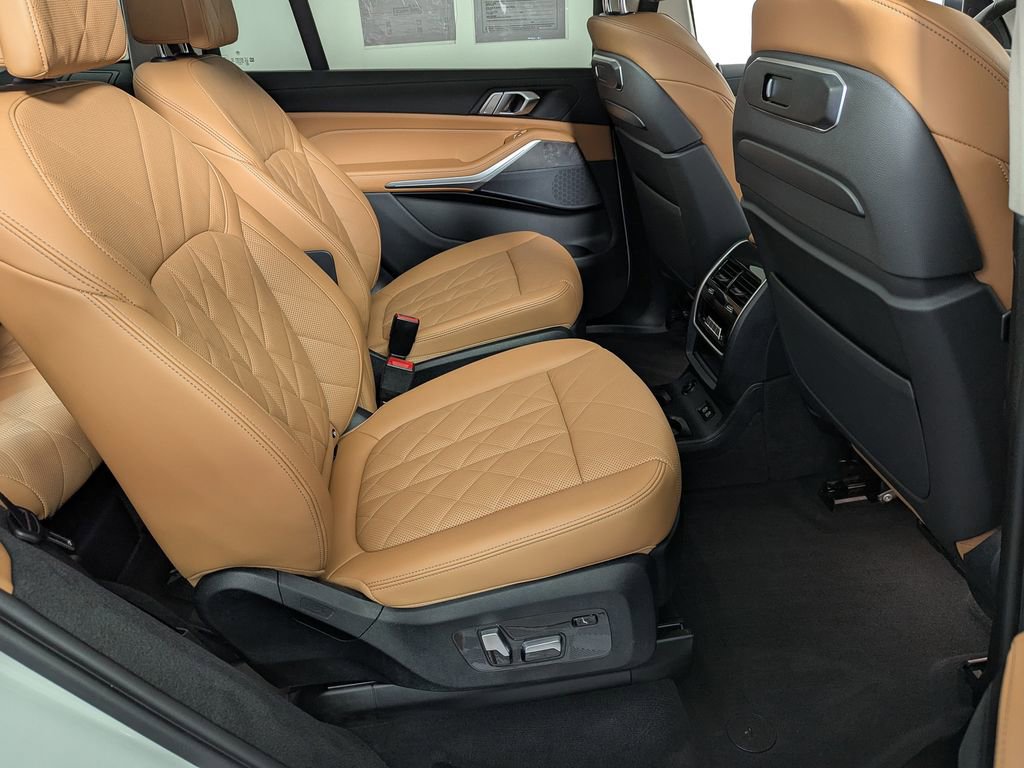 Certified 2023 BMW X7 xDrive40i image 41