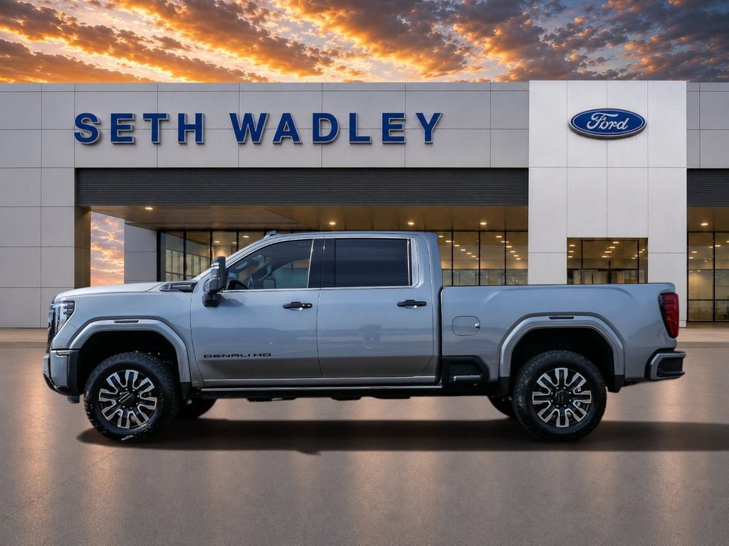 Used 2026 GMC Sierra 2500 Denali Ultimate w/ LPO, Black Badging Package AWD/4WD image 4