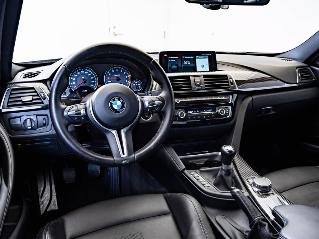 Used 2018 BMW M3 RWD image 4