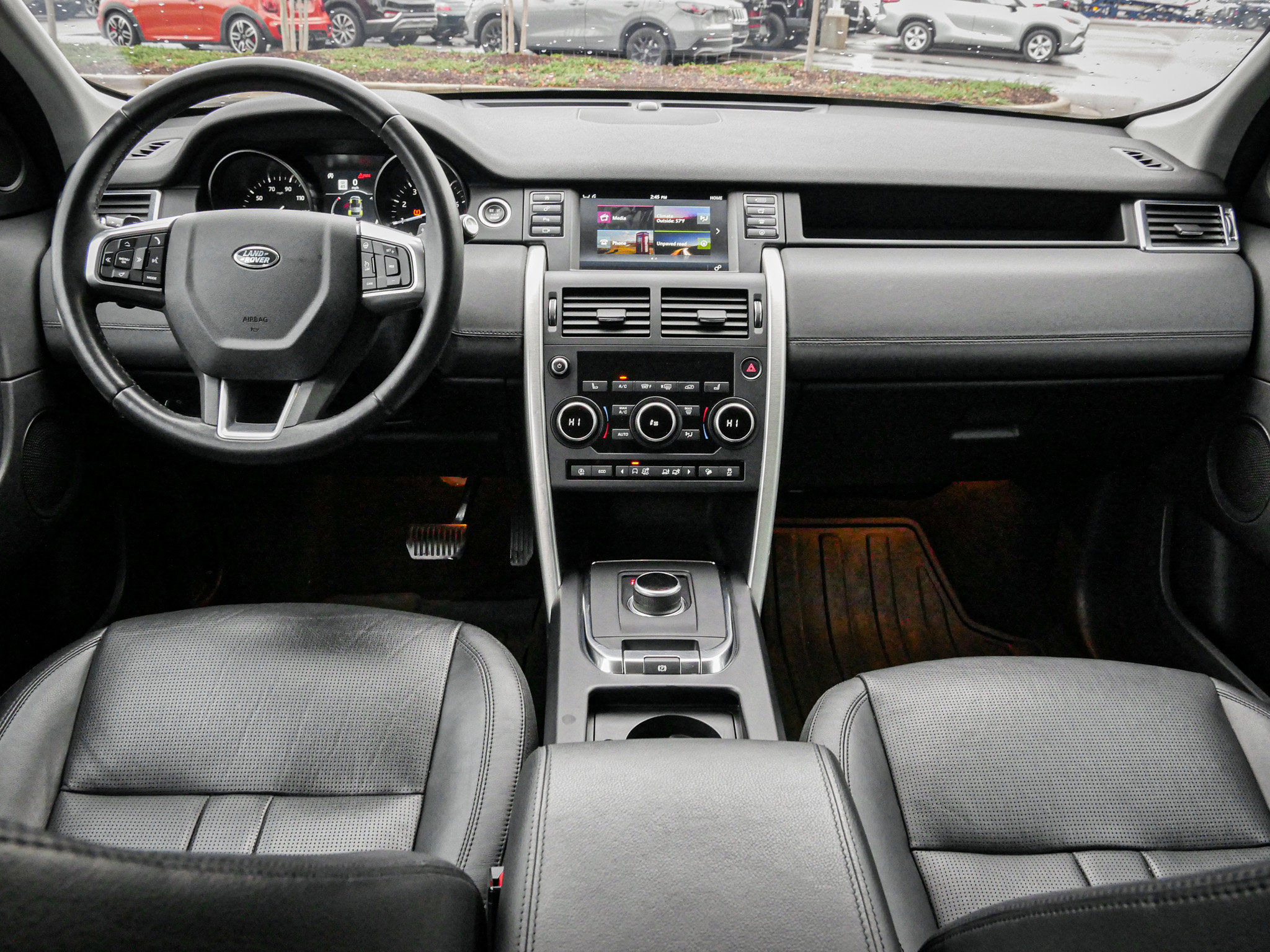 Used 2019 Land Rover Discovery Sport HSE image 29