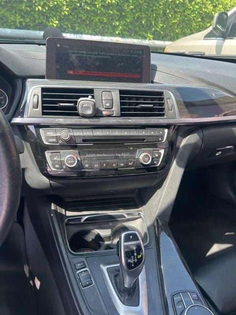 Used 2018 BMW 330i Sedan RWD image 10