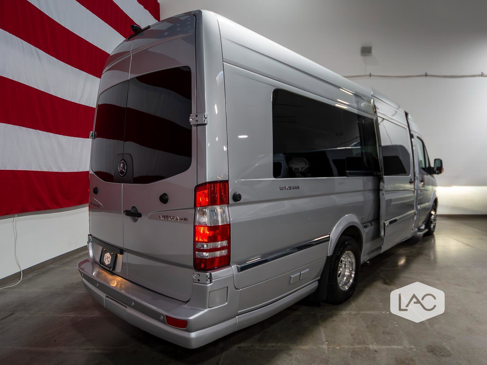 Used 2015 Mercedes-Benz Sprinter 3500 image 25