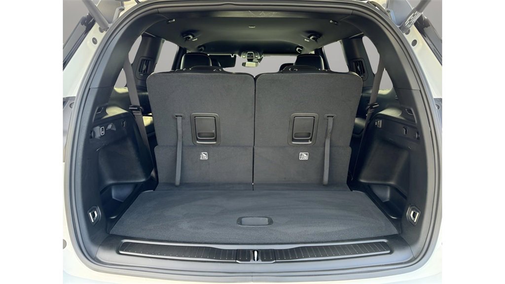 Used 2024 Jeep Grand Cherokee L Limited w/ Black Appearance Package image 26