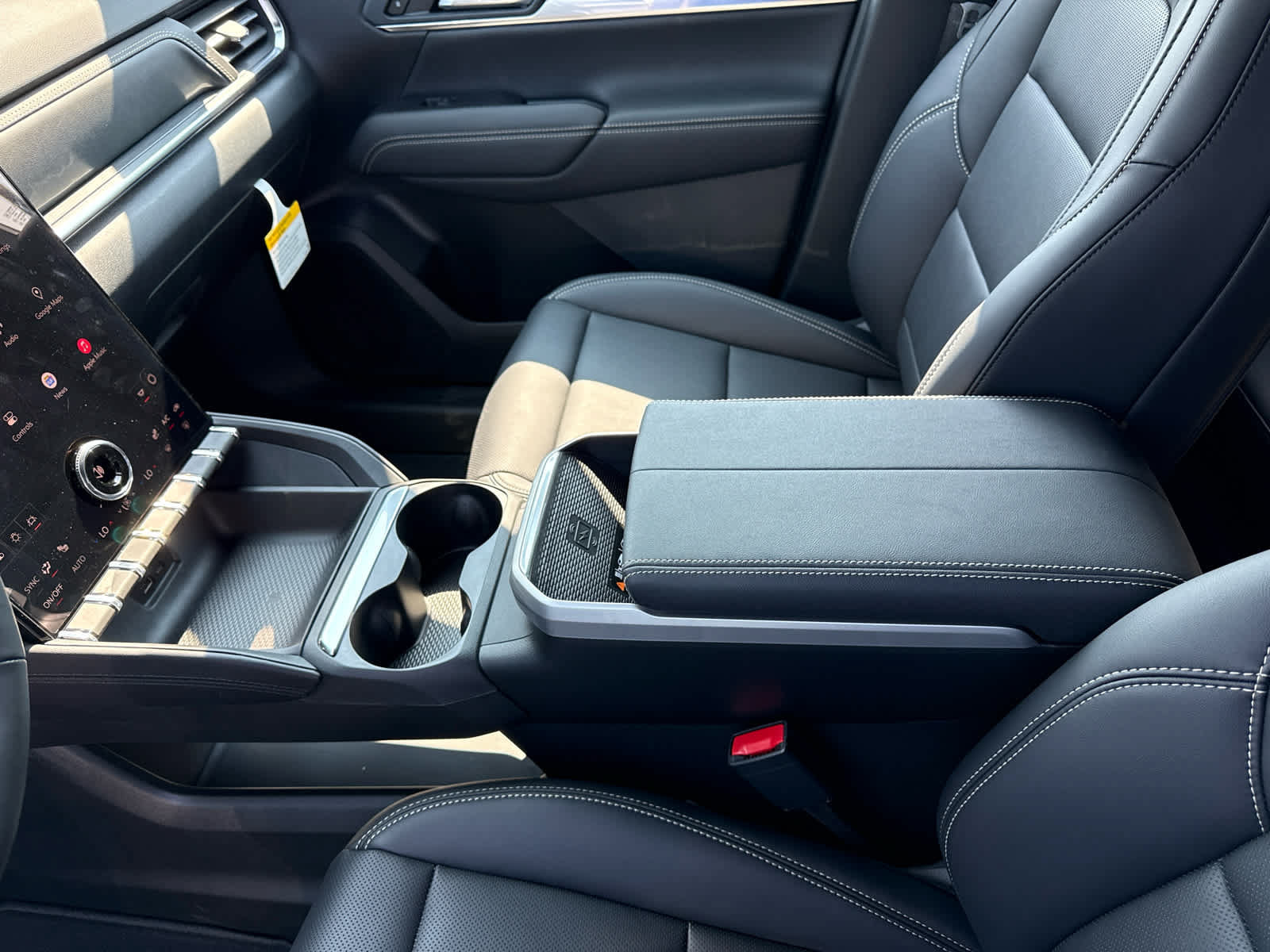 New 2027 GMC Terrain Elevation w/ Elevation Premium Package AWD/4WD image 22