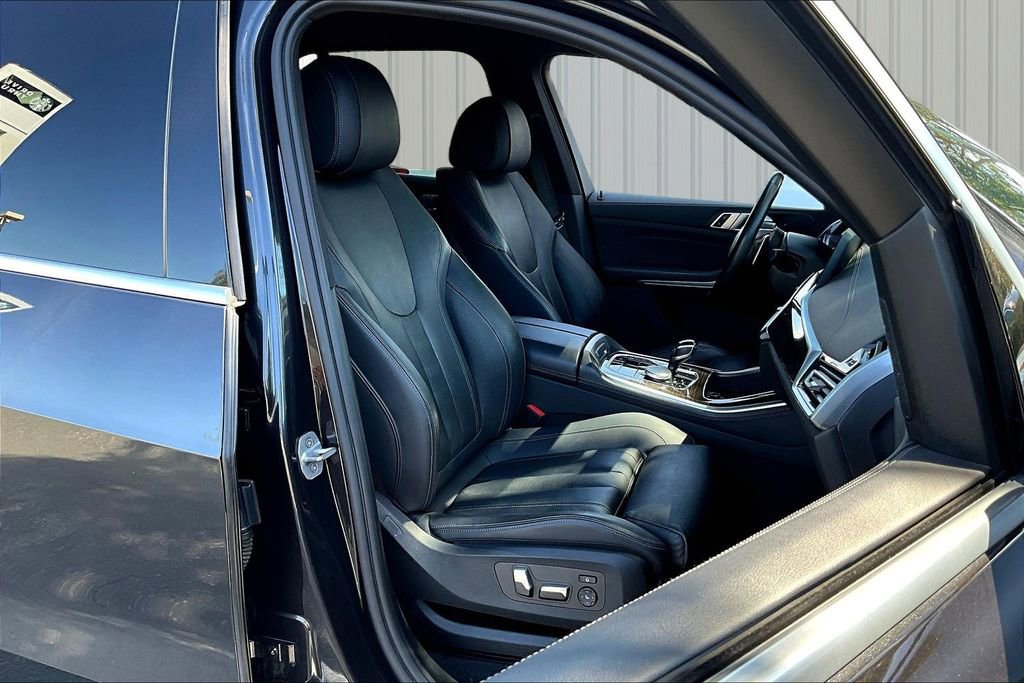 Used 2019 BMW X5 xDrive40i w/ Convenience Package image 17
