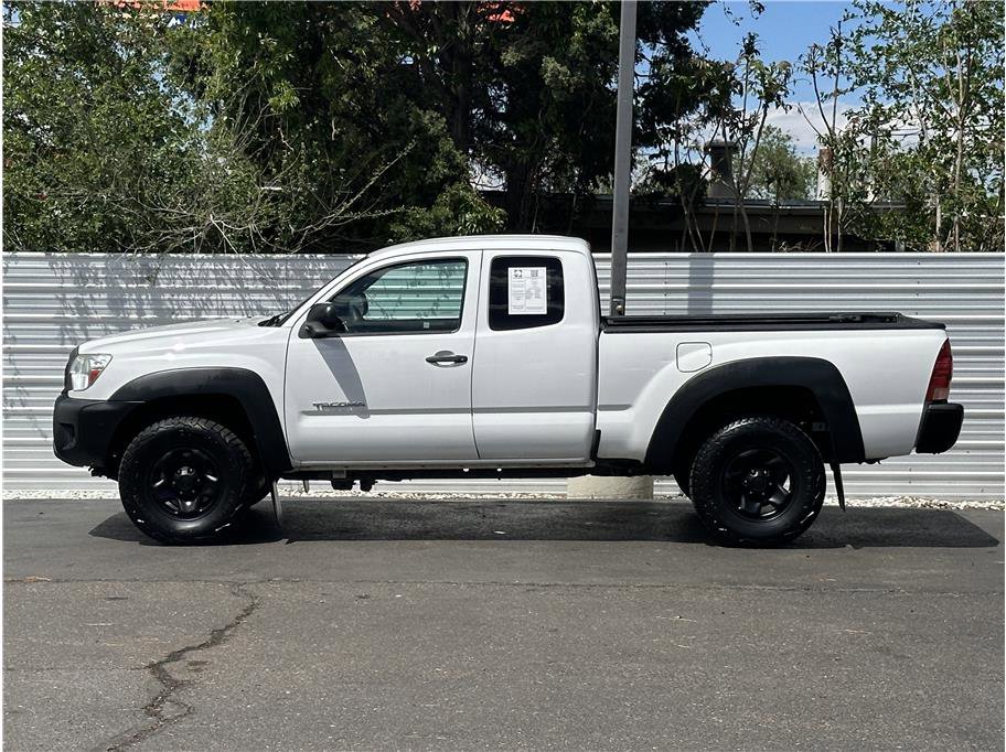 Used 2015 Toyota Tacoma 4x4 Access Cab V6 w/ Convenience Package image 13