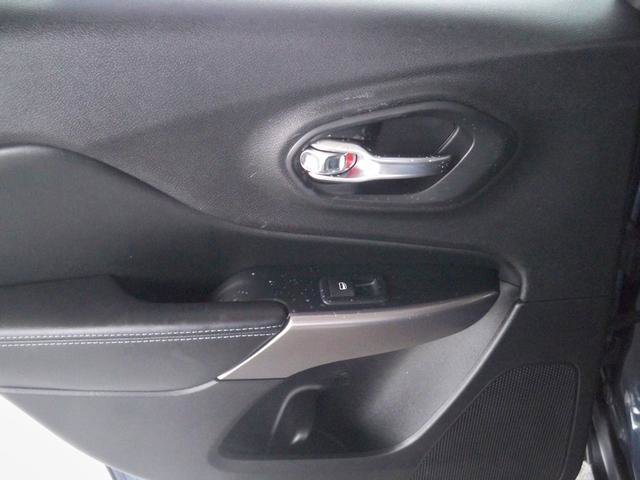 Used 2019 Jeep Cherokee Latitude w/ Cold Weather Group image 15