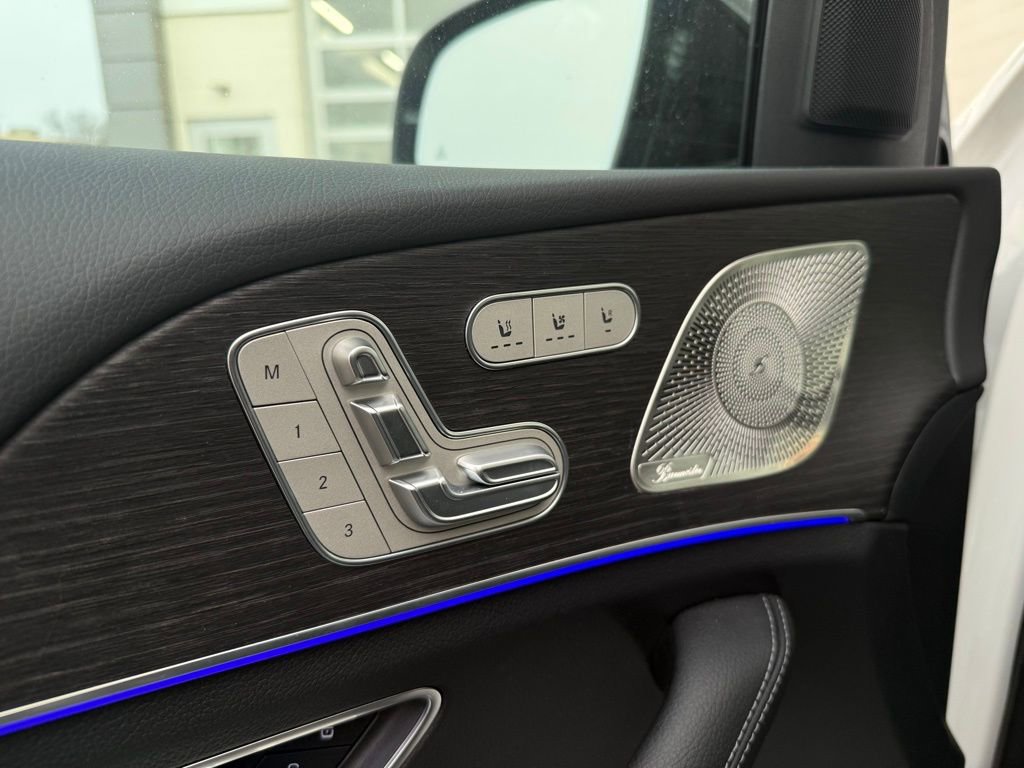 Used 2026 Mercedes-Benz GLS 450 4MATIC image 19