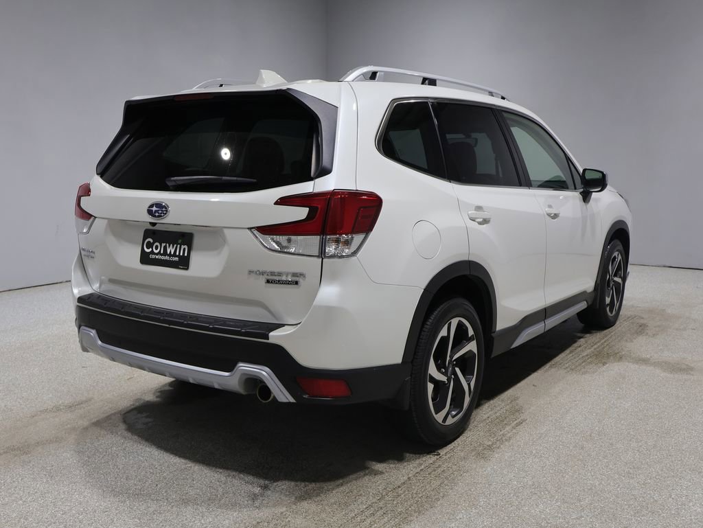 Used 2022 Subaru Forester Touring AWD/4WD image 13