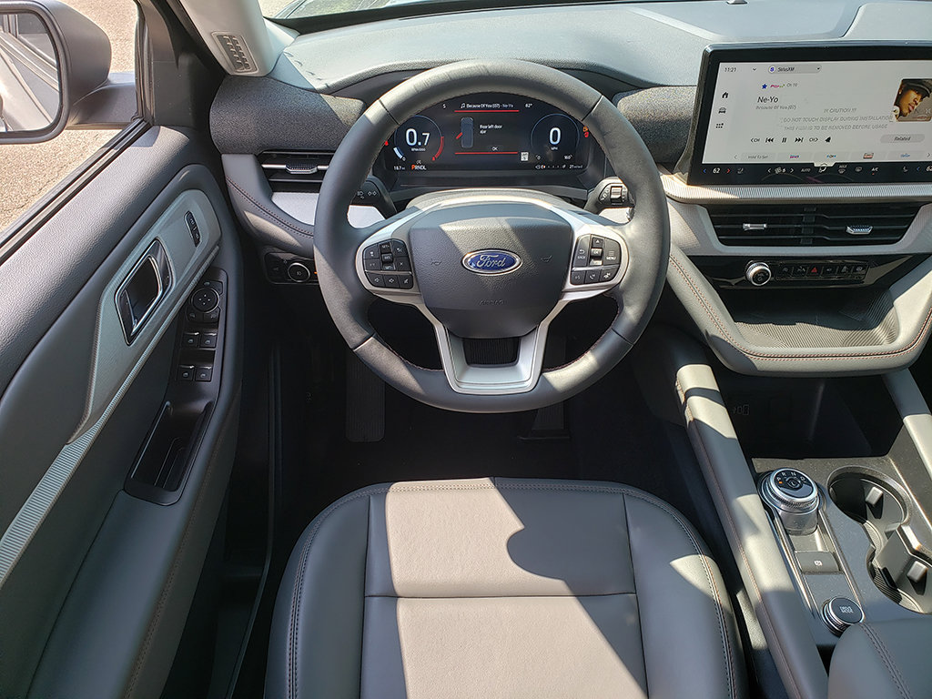 New 2026 Ford Explorer Active w/ Active Comfort Package AWD/4WD image 18
