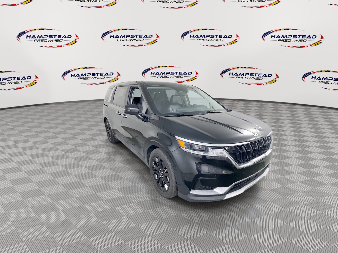 Used 2022 Kia Carnival EX FWD image 2