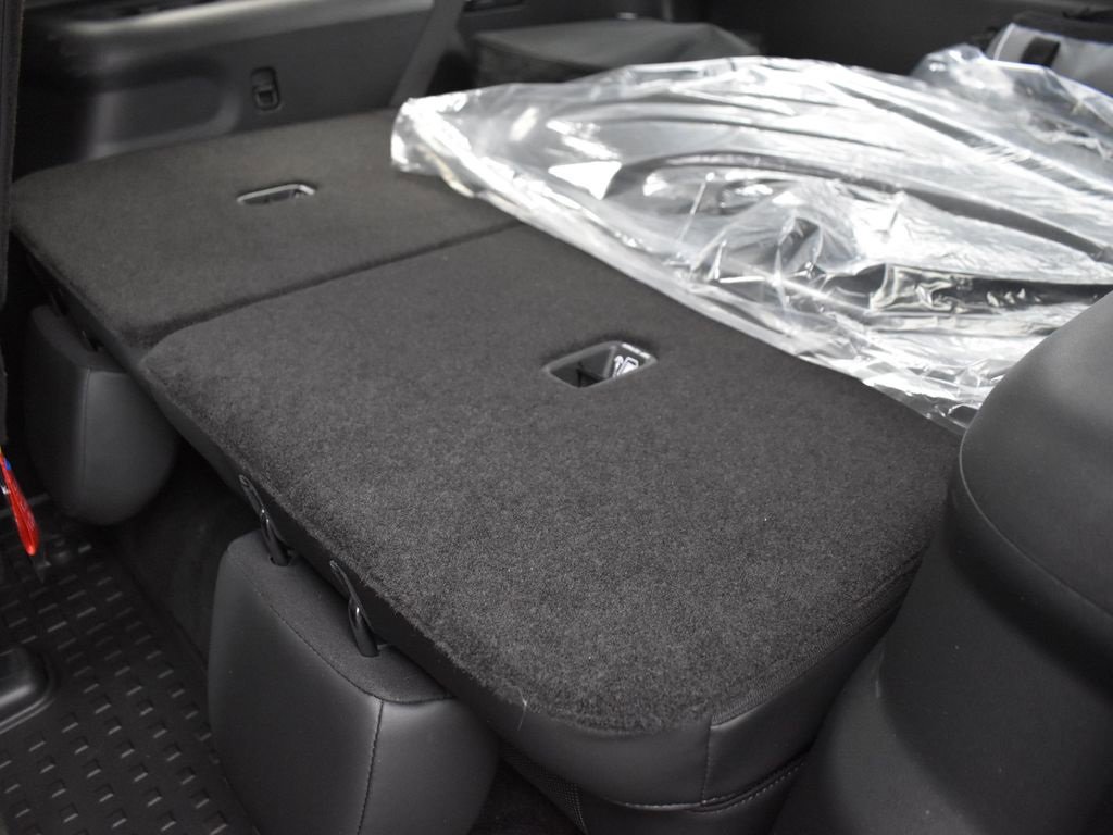 New 2026 Hyundai Ioniq 9 Calligraphy image 17