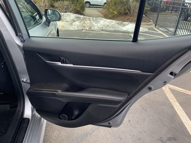 Used 2023 Toyota Camry XSE w/ Navigation Package image 11