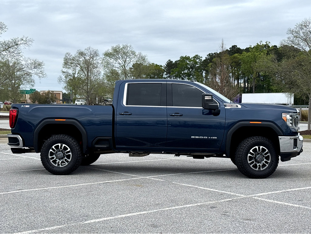 Used 2022 GMC Sierra 2500 SLE w/ SLE Value Package; image 21