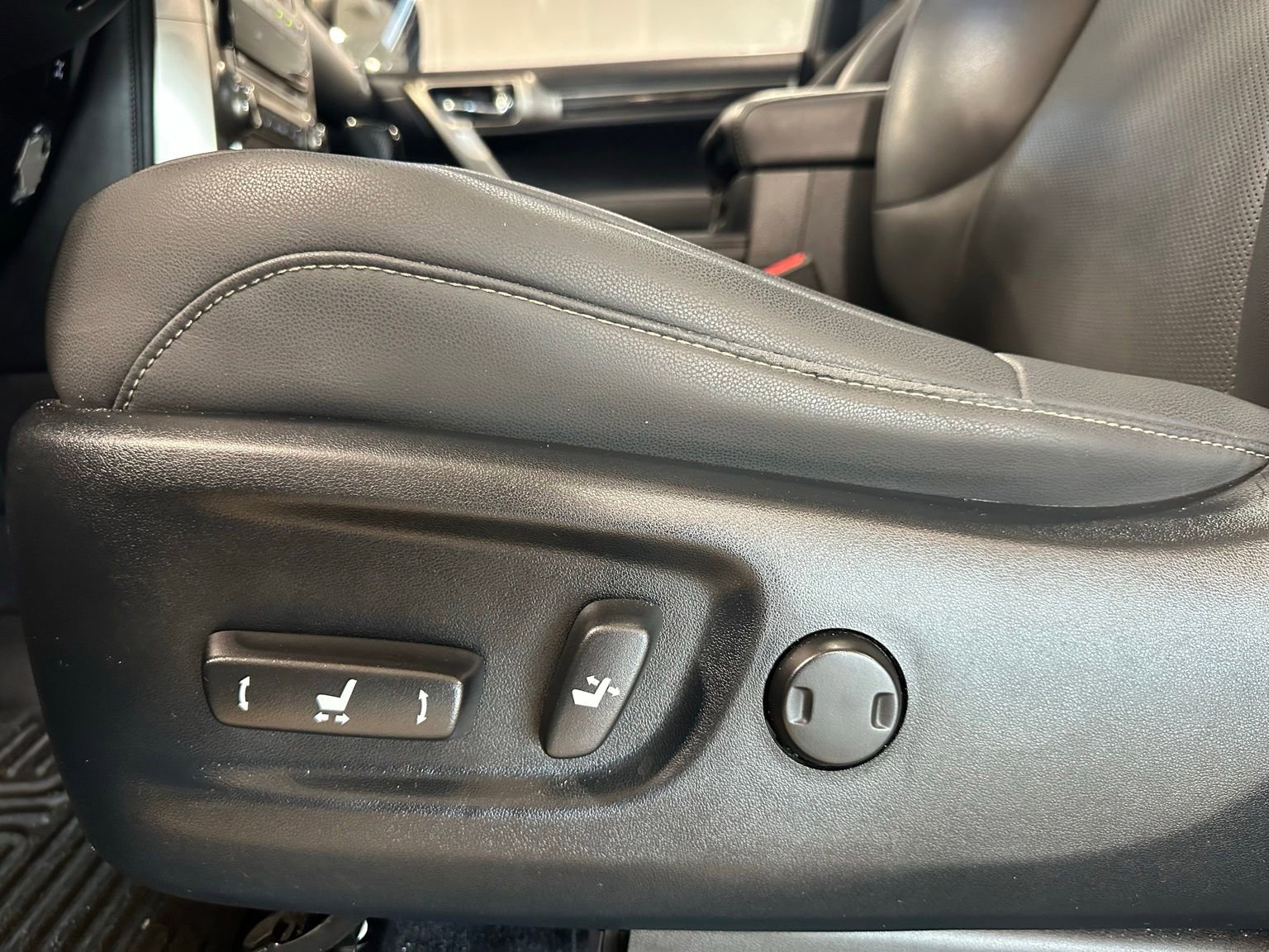 Used 2020 Lexus GX 460 Premium AWD/4WD image 13