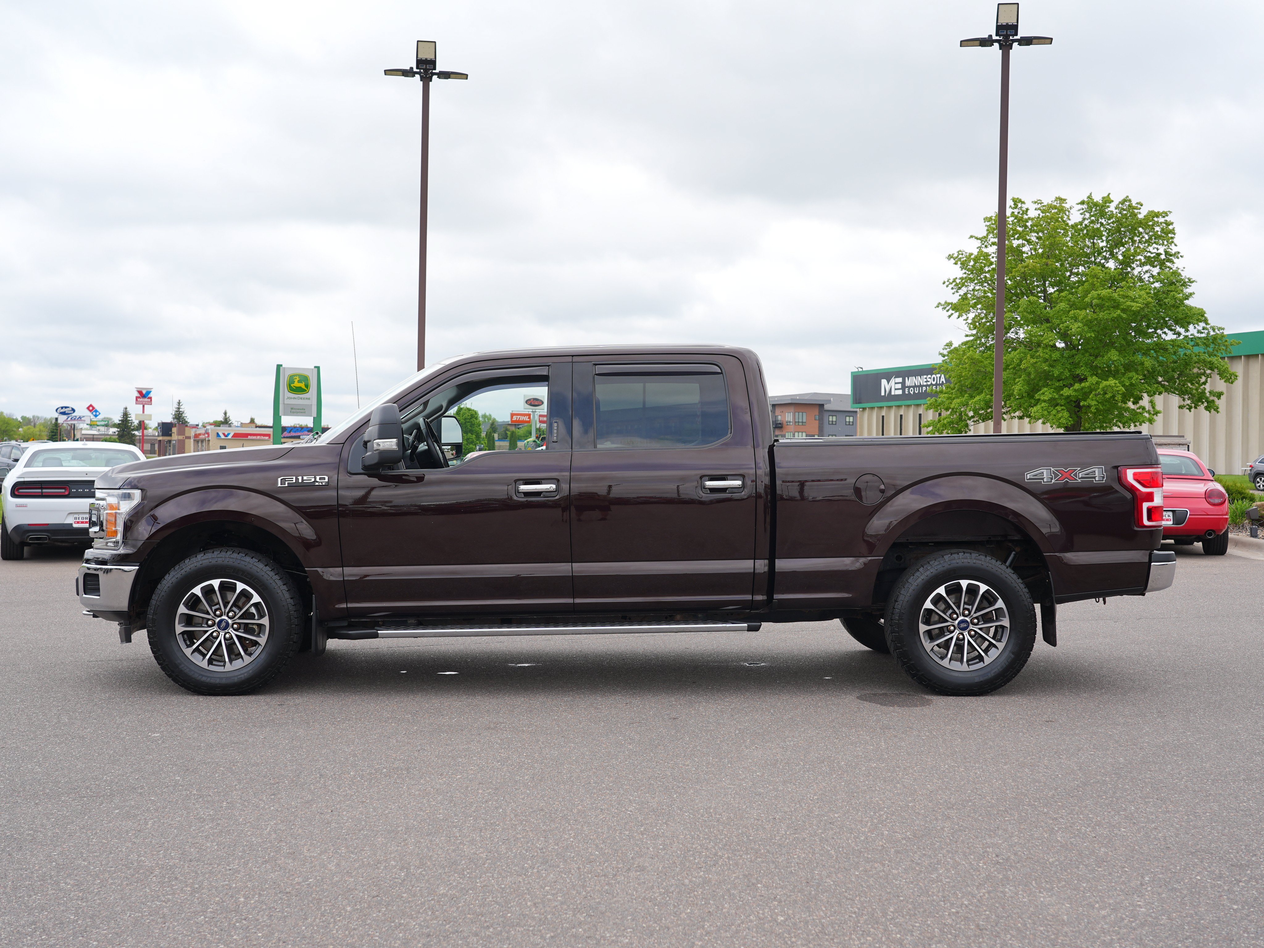 Used 2018 Ford F150 XLT w/ Equipment Group 302A Luxury AWD/4WD image 6