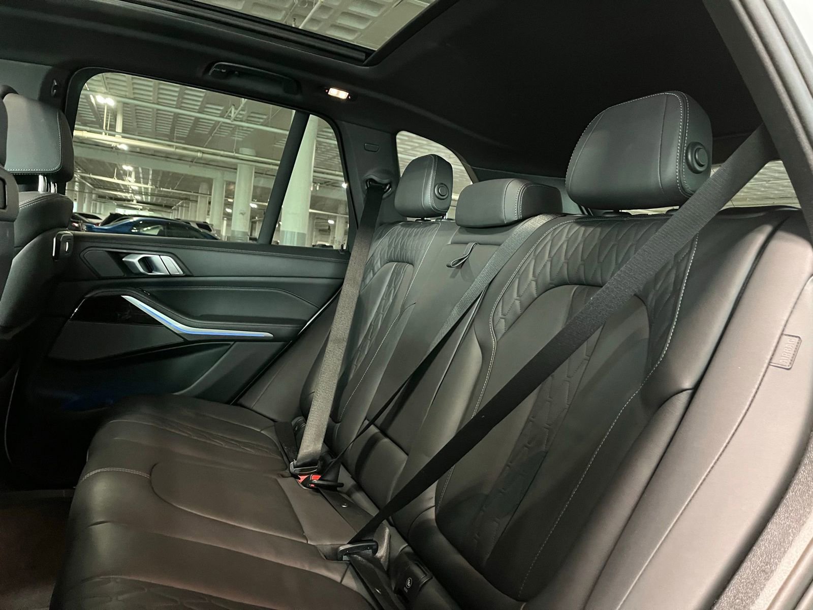 Used 2025 BMW X5 xDrive50e image 36