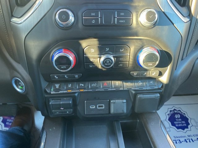 Used 2023 GMC Sierra 2500 Denali w/ Denali Ultimate Package image 23