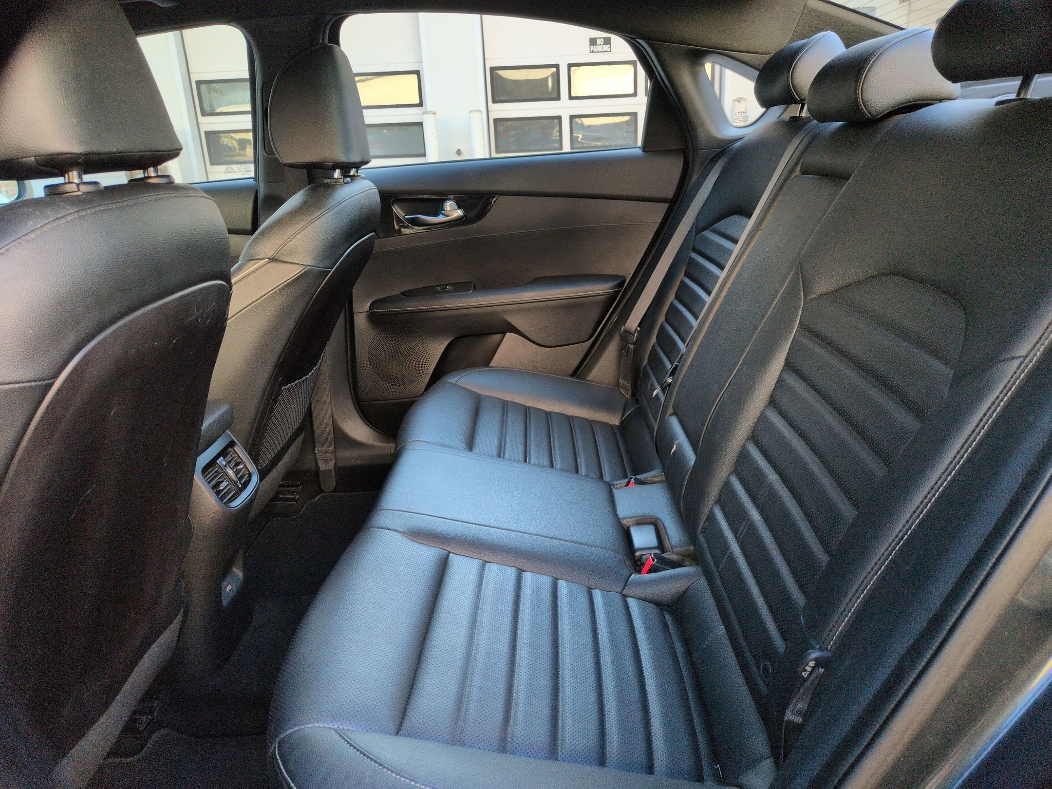 Used 2022 Kia Forte GT-Line w/ GT-Line Premium Package image 15