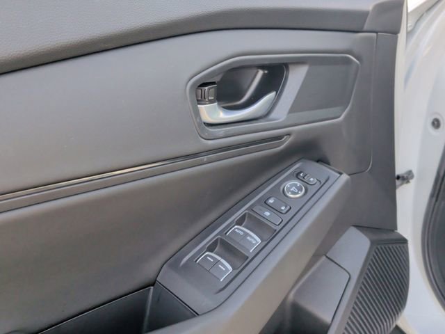 Used 2025 Honda Accord SE image 10