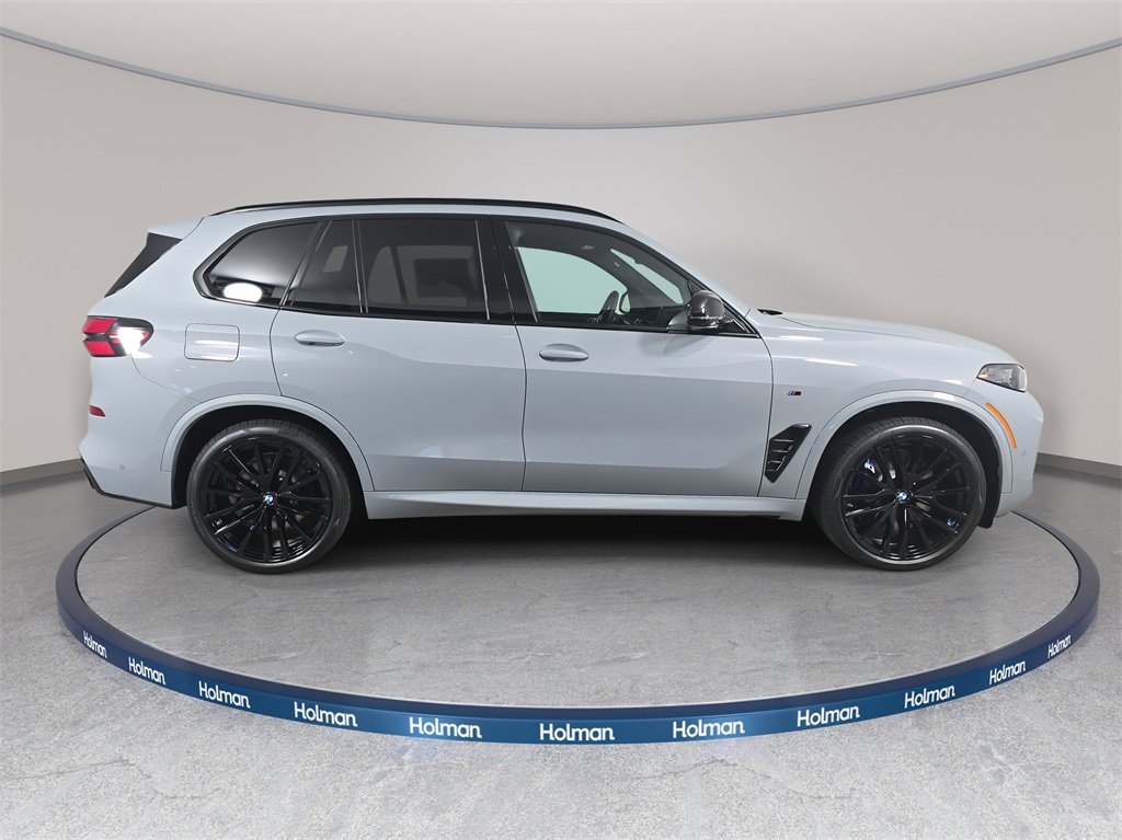 New 2026 BMW X5 M60i image 4