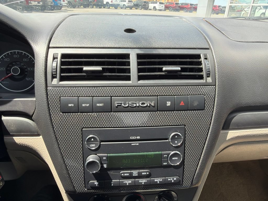 Used 2009 Ford Fusion SE FWD image 17