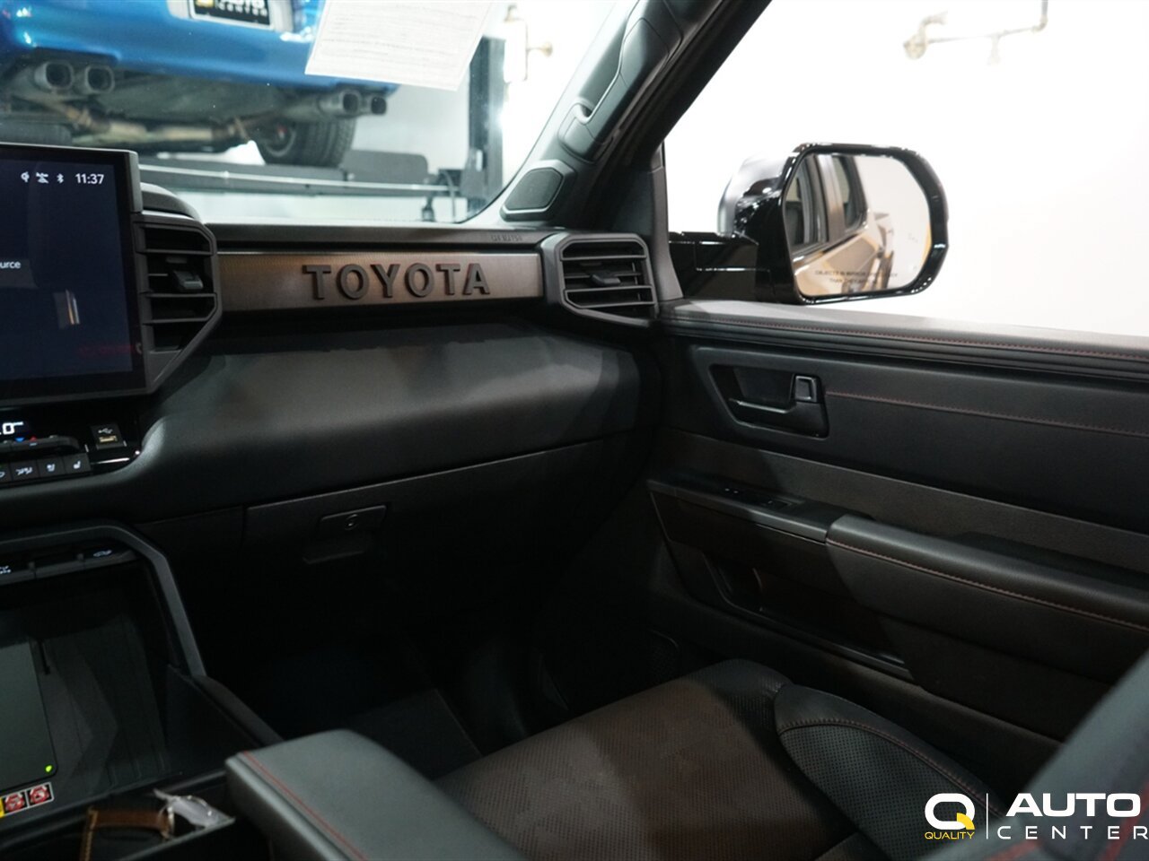 Used 2025 Toyota Tundra TRD Pro AWD/4WD image 33
