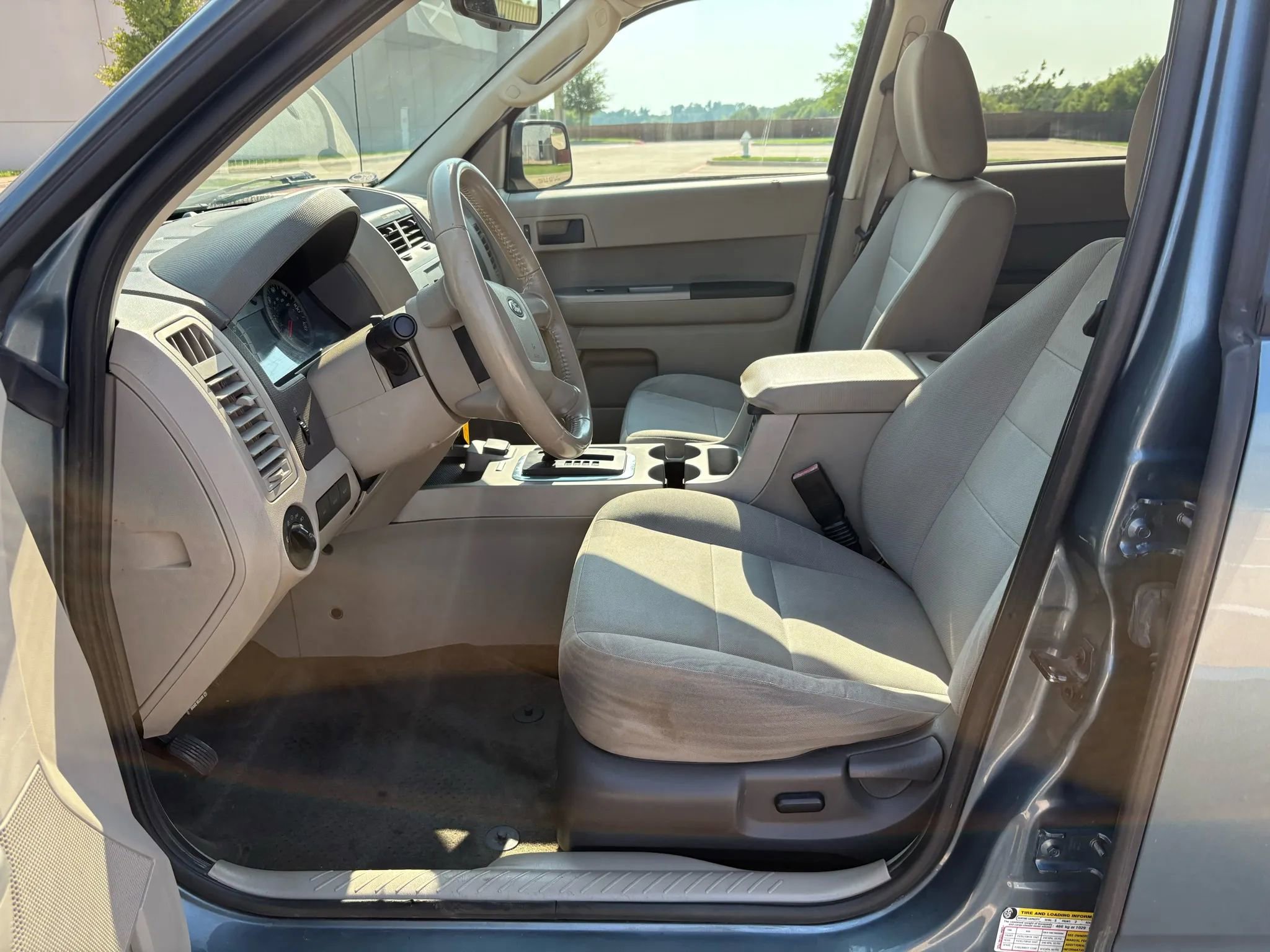 Used 2011 Ford Escape 4WD Hybrid image 11