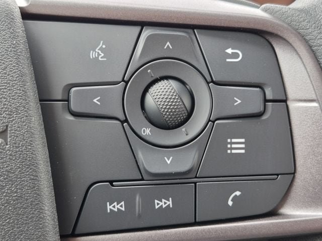 New 2027 Nissan Sentra SV w/ Floor Mat Package FWD image 12
