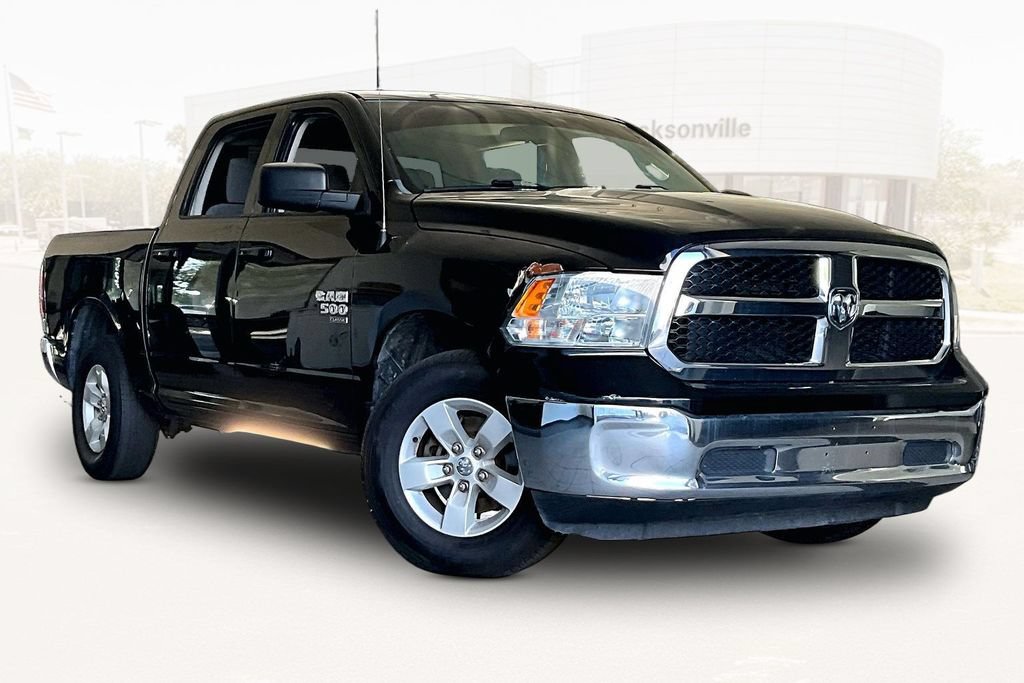Used 2021 RAM 1500 Classic SLT RWD image 3
