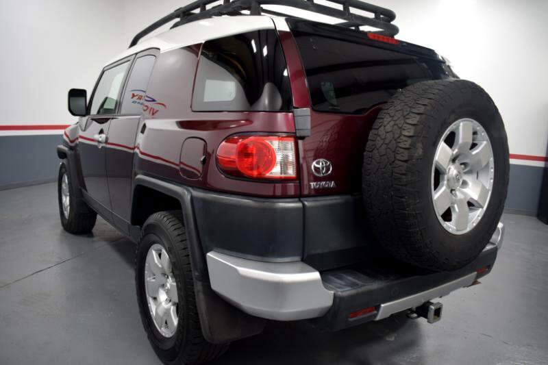 Used 2007 Toyota FJ Cruiser 2WD image 7