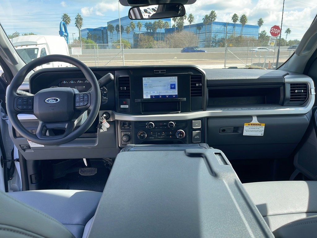 New 2026 Ford F550 4x4 SuperCab Super Duty image 45