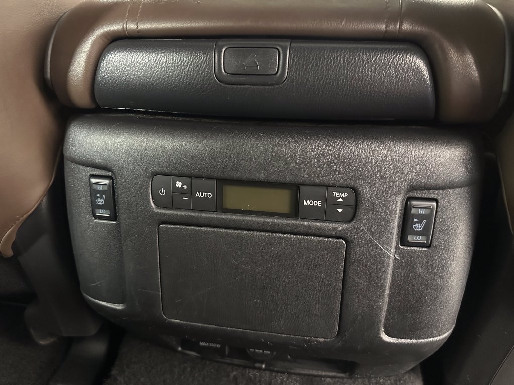 Used 2021 Nissan Armada Platinum w/ Captain's Chairs Package AWD/4WD image 32