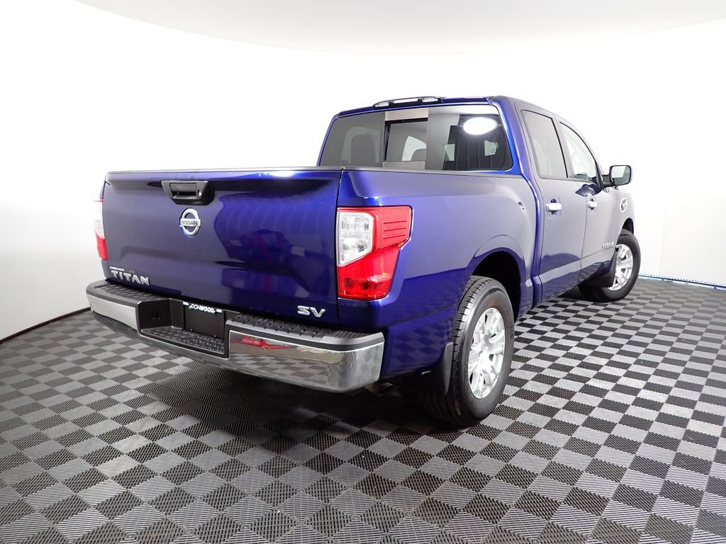 Used 2017 Nissan Titan SV RWD image 14