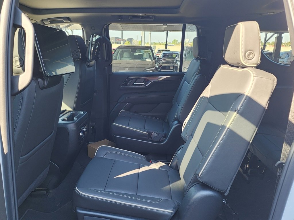 New 2026 GMC Yukon XL Elevation w/ Elevation Premium Package image 47